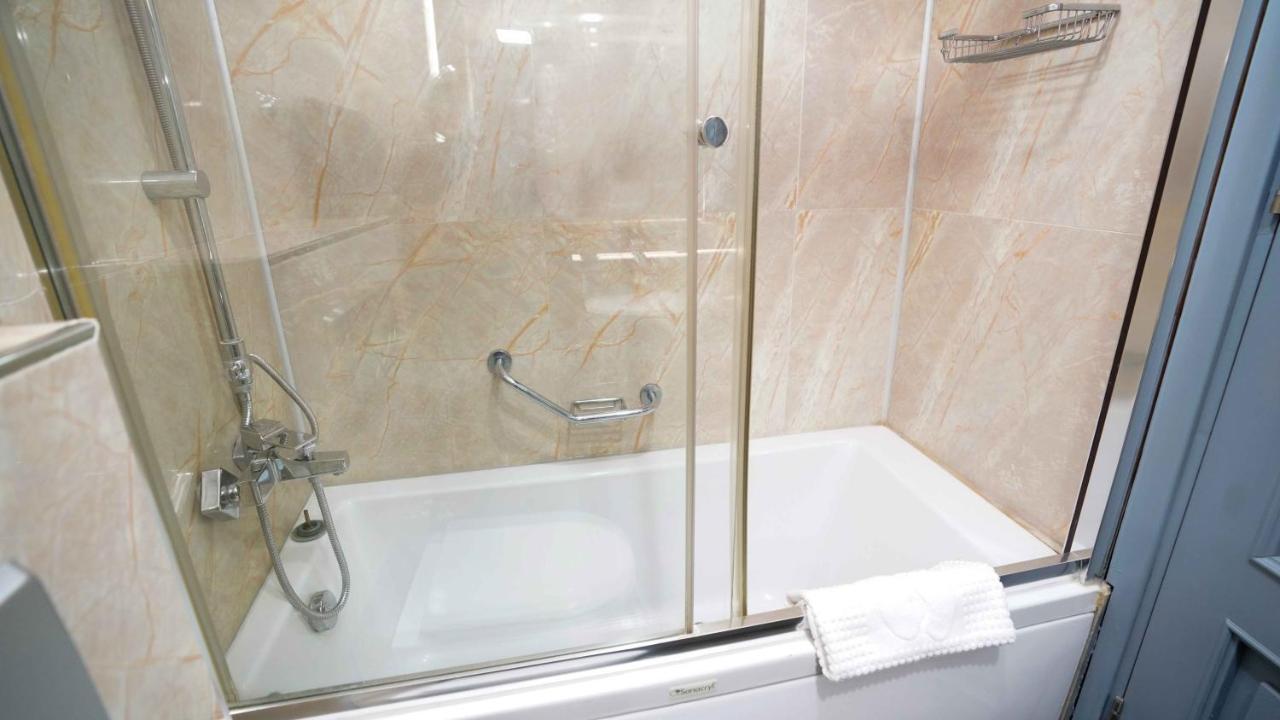 Aura Marina Hotel Istanbul Eksteriør billede